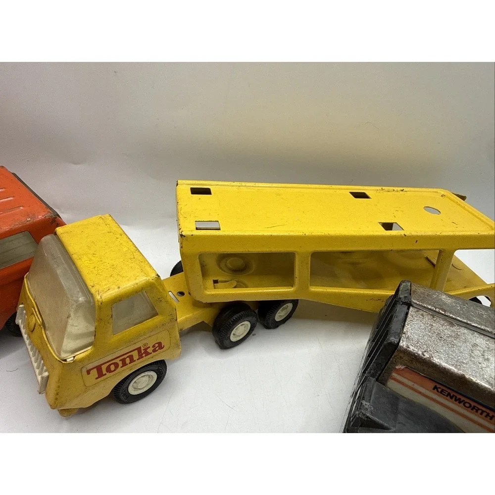 Vintage Lot of 5 Tonka Vehicles (car Carrier, Truck, Roadster, Tow Truck, Van)